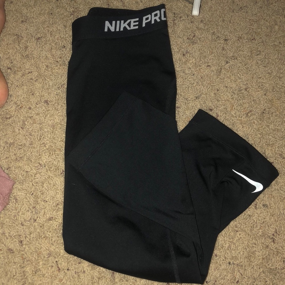 Nike Crop Leggings